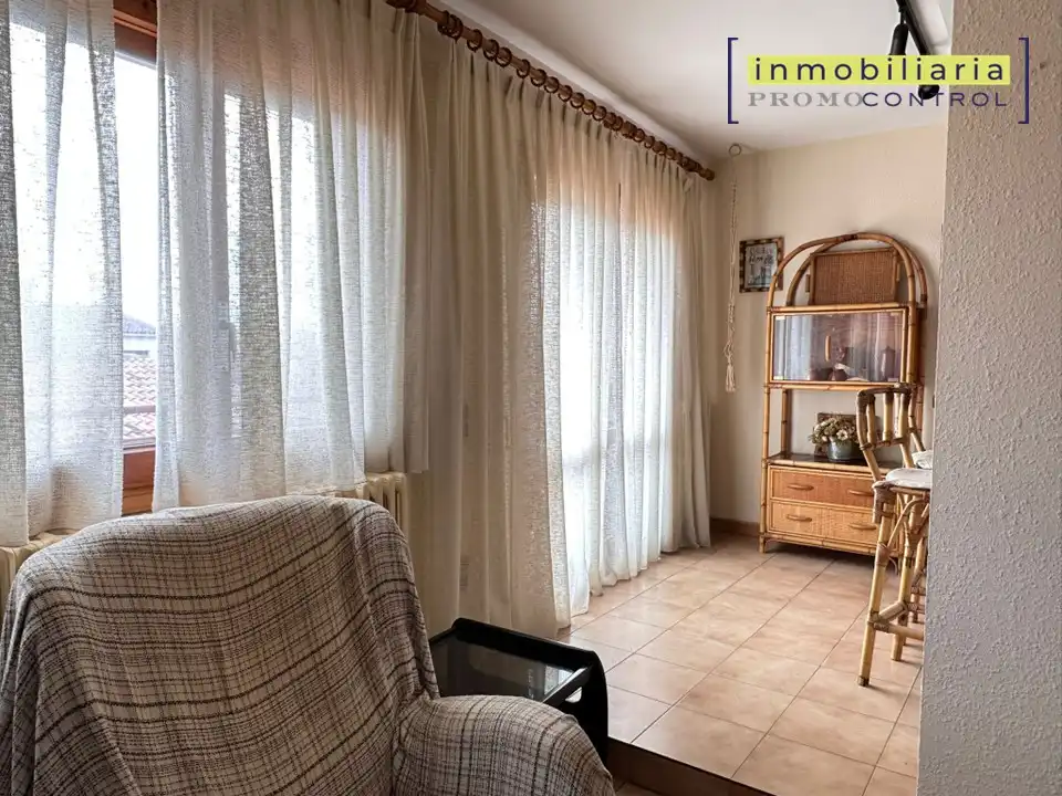 Living room of Flat for sale in Zuera  with Air Conditioner, Heating and Terrace