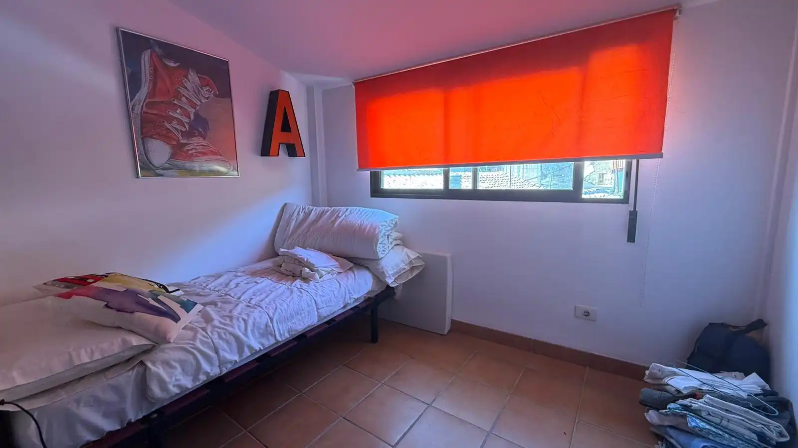 Dormitori de Casa o xalet en venda en Ayódar amb Calefacció, Terrassa i Moblat