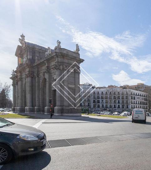 Photo 2 of Attic for sale in Recoletos,  Madrid Capital