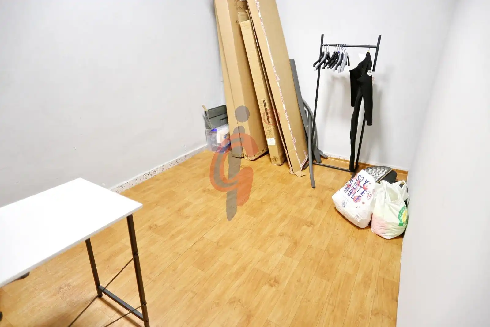 Commercial properties for sale in Guardamar del Segura  with Furnished
