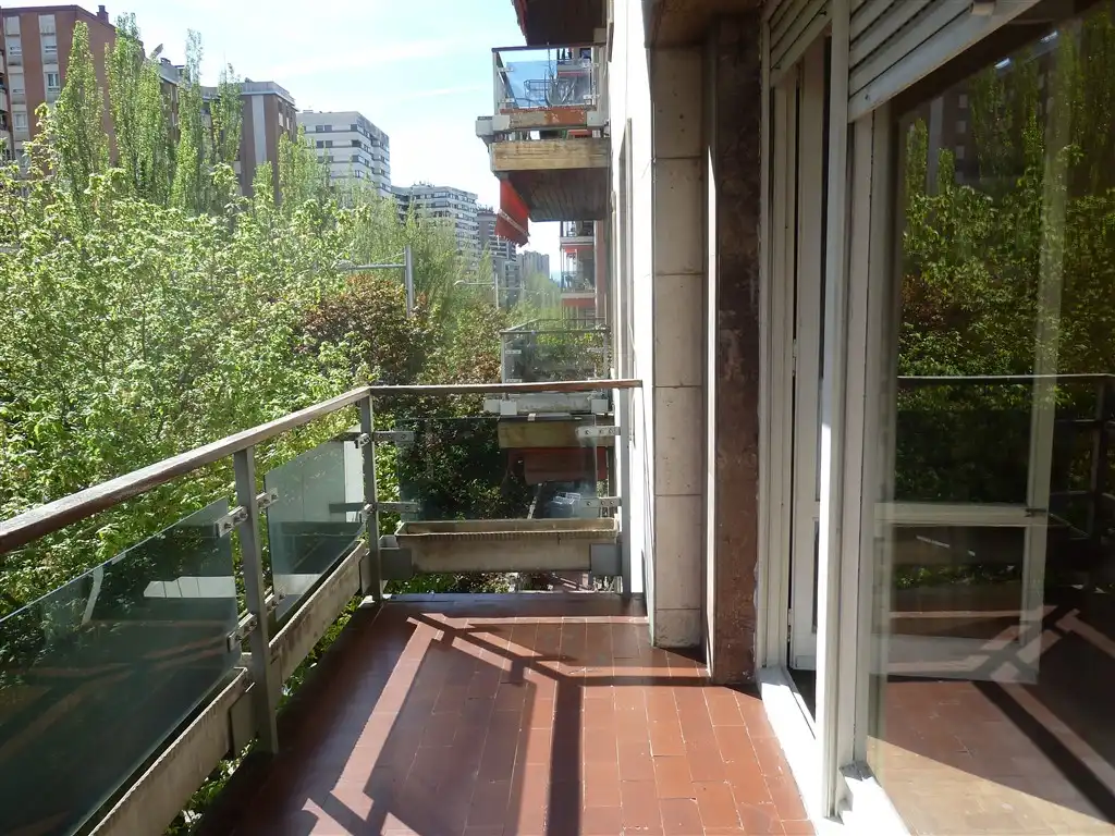Terraza de Piso en venta en  Pamplona / Iruña con Calefacción, Parquet y Terraza