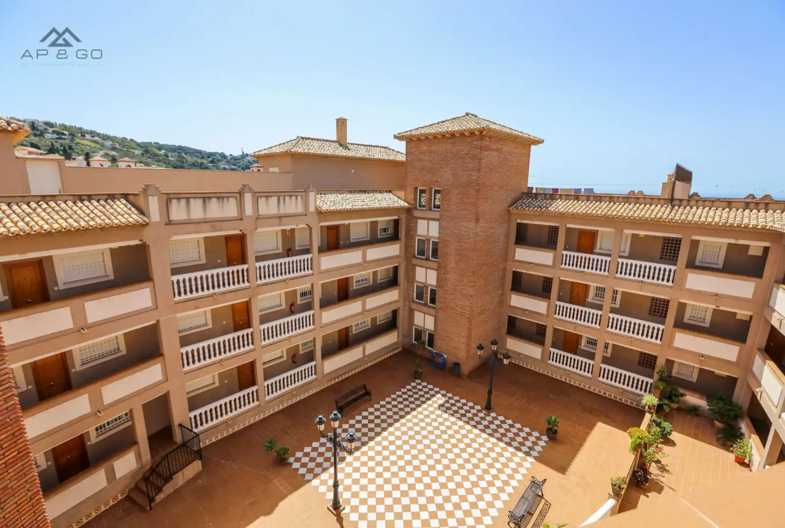 Vista exterior de Dúplex de lloguer en Almuñécar amb Aire condicionat, Moblat i TV