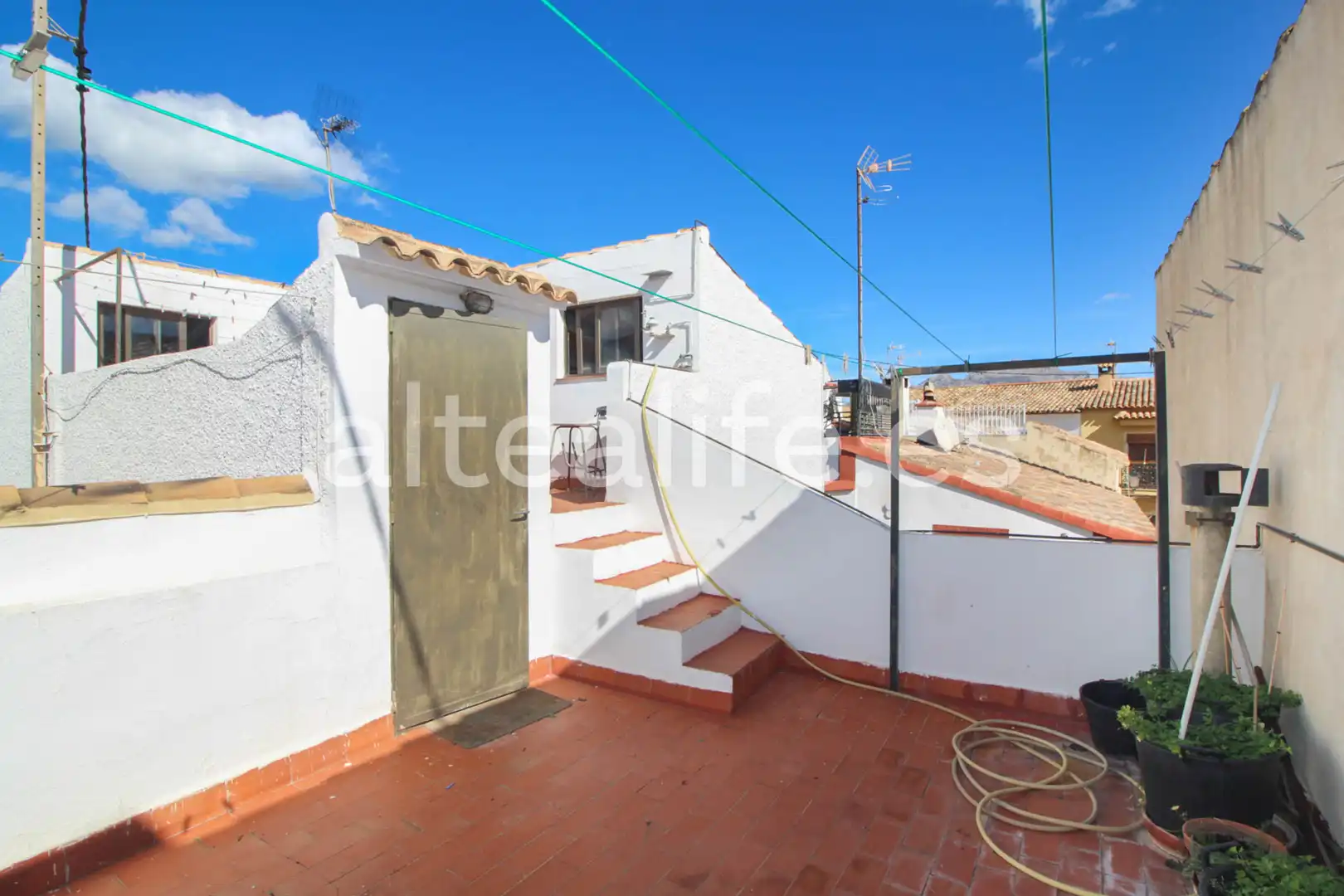 Vista exterior de Finca rústica en venda en Polop amb Aire condicionat, Calefacció i Terrassa