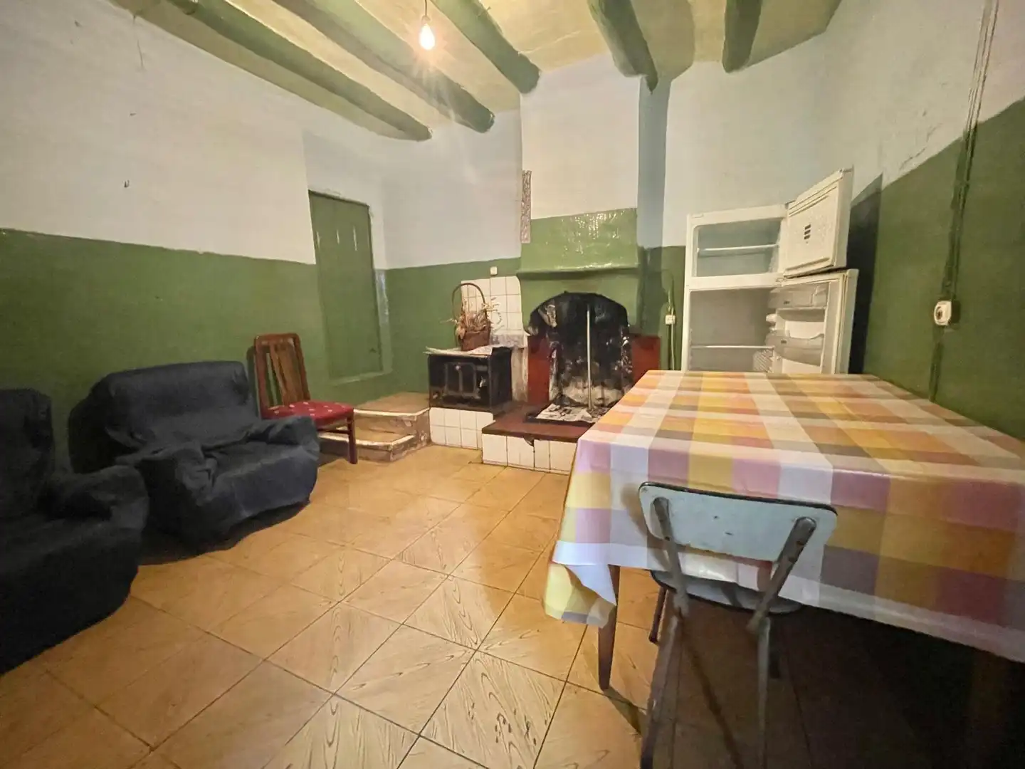 Cuina de Finca rústica en venda en Calatorao amb Jardí privat, Traster i Balcó