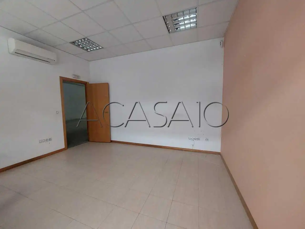 Nave industrial en venta en El Viso de San Juan