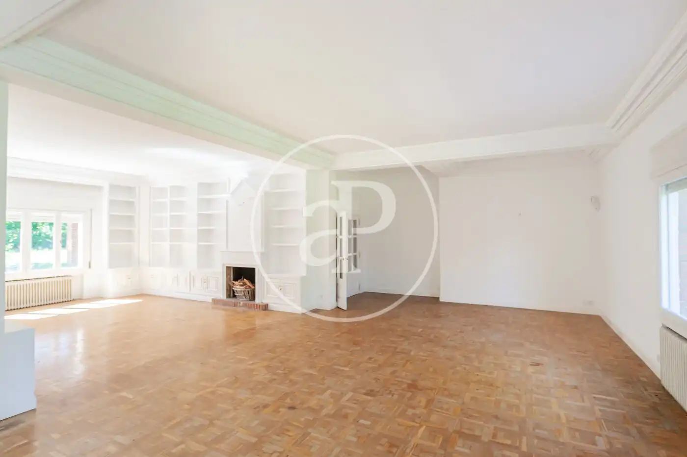 Living room of Houses for sale in Villanueva de la Cañada  with Air Conditioner, Heating and Private garden