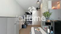 Sala d'estar de Loft en venda en Paterna amb Aire condicionat, Moblat i Forn