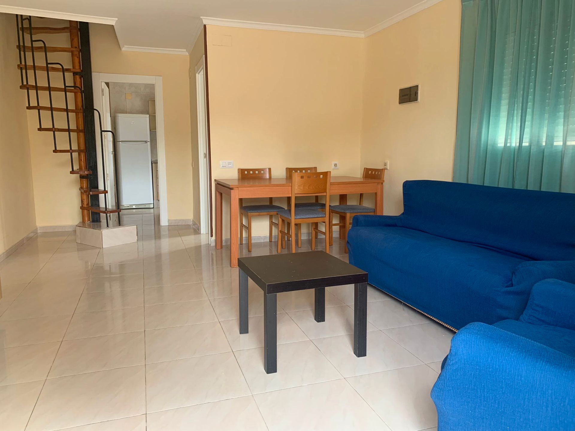 Sala d'estar de Casa o xalet de lloguer en Cartagena amb Terrassa i Moblat