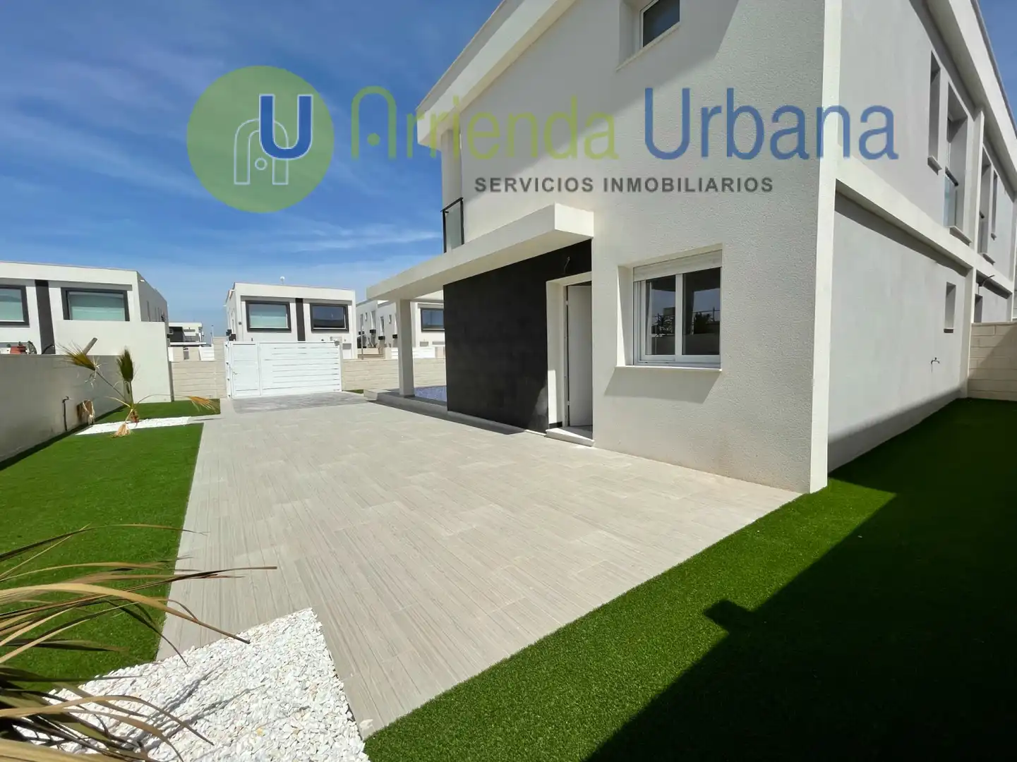 Adossat amb piscina en venda a Santa Pola - Calle Chipre, imagen 4