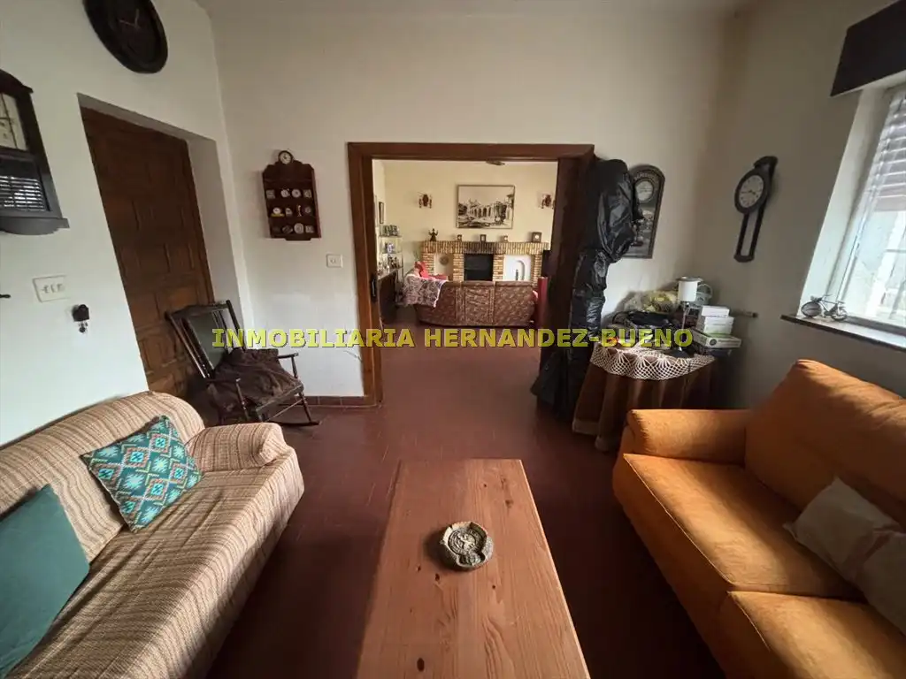 Sala d'estar de Casa o xalet en venda en Alba de Tormes amb Jardí privat i Piscina