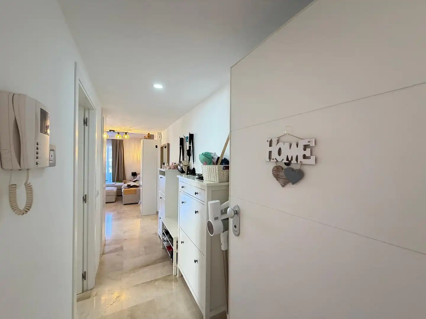 Apartamento con terraza en venta en Calle TORNADO, imagen 3