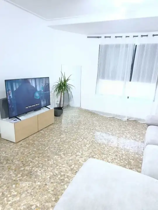 Living room of Flat for rent in Silla  with Air Conditioner, Heating and Furnished