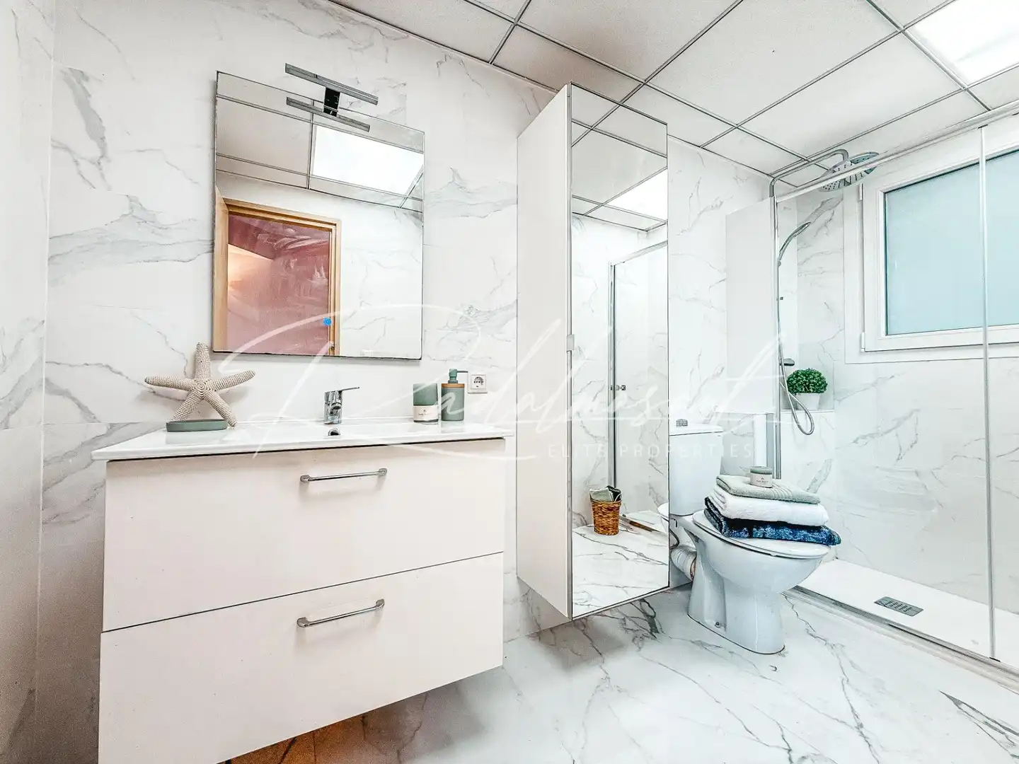Baño de Piso en venta en Reus con Aire acondicionado, Calefacción y Terraza