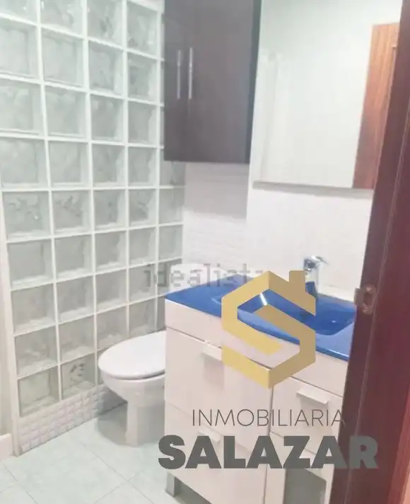 Bathroom of Flat for sale in Zamudio  with Heating