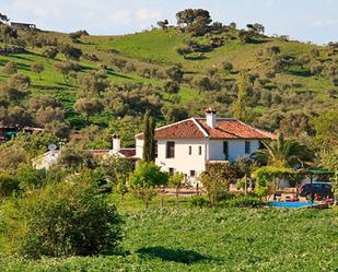 Jardí de Finca rústica en venda en Grazalema amb Aire condicionat, Calefacció i Jardí privat