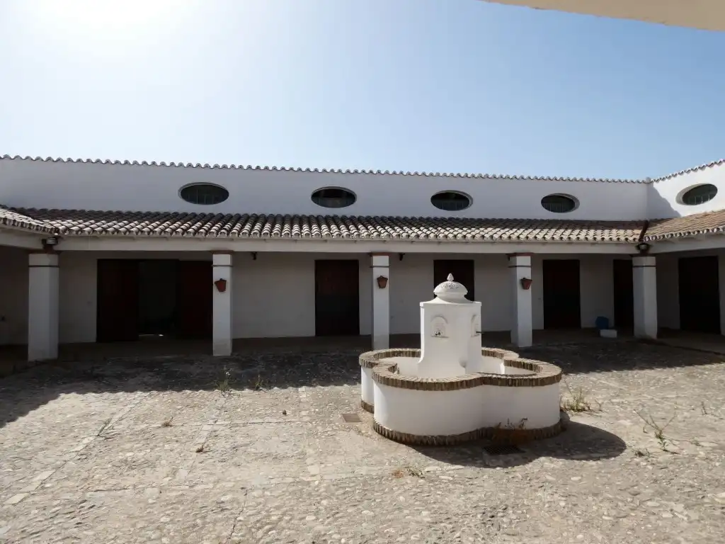 Country homes for sale in Almayate