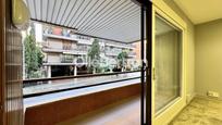 Exterior view of Flat for sale in  Barcelona Capital  with Heating, Terrace and Balcony