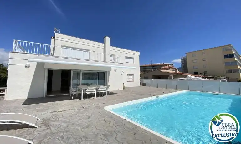 Villa mit Pool zum Verkauf in Cap Llarg 9, imagen 3