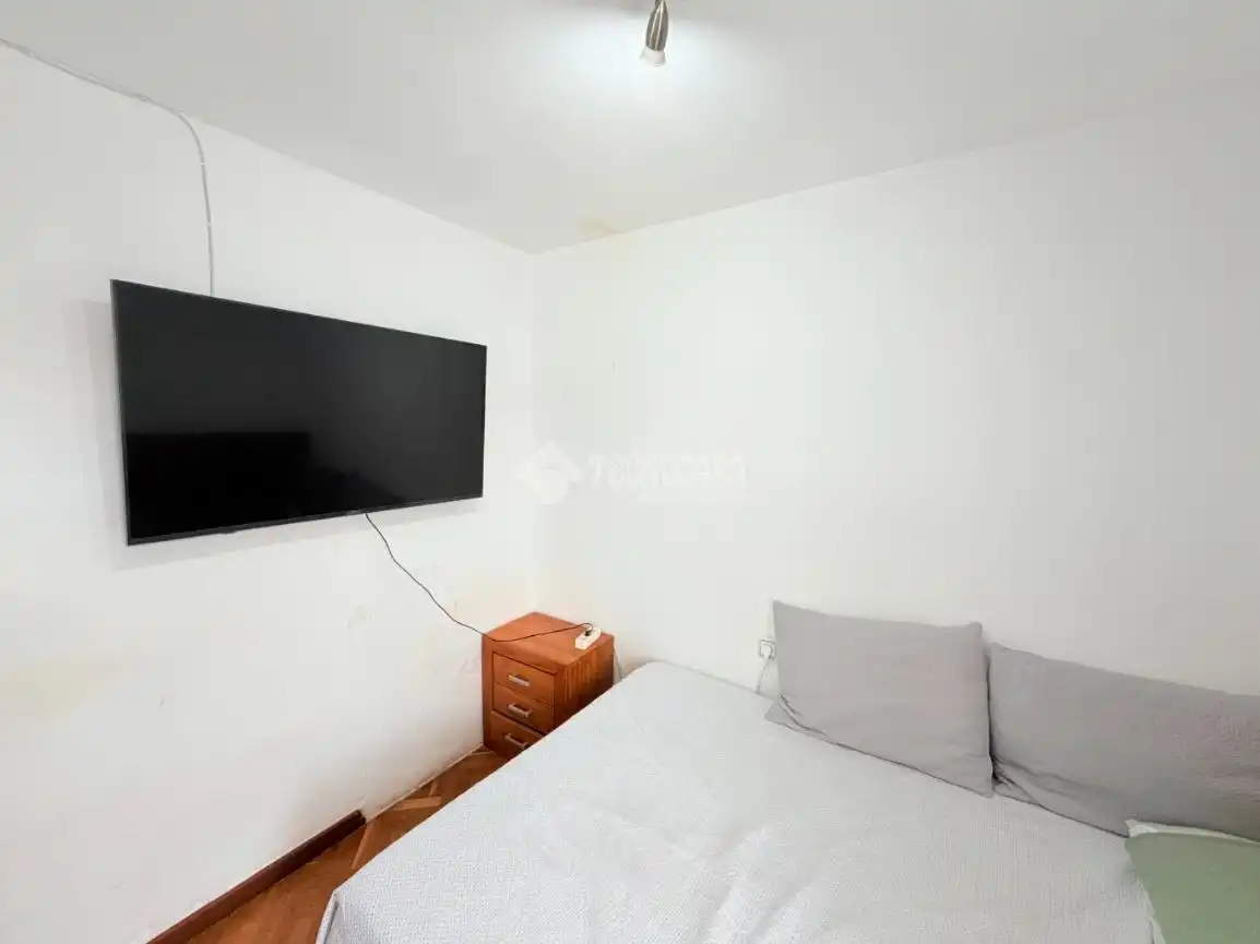 Habitación de Piso en venta en Segovia con Balcón
