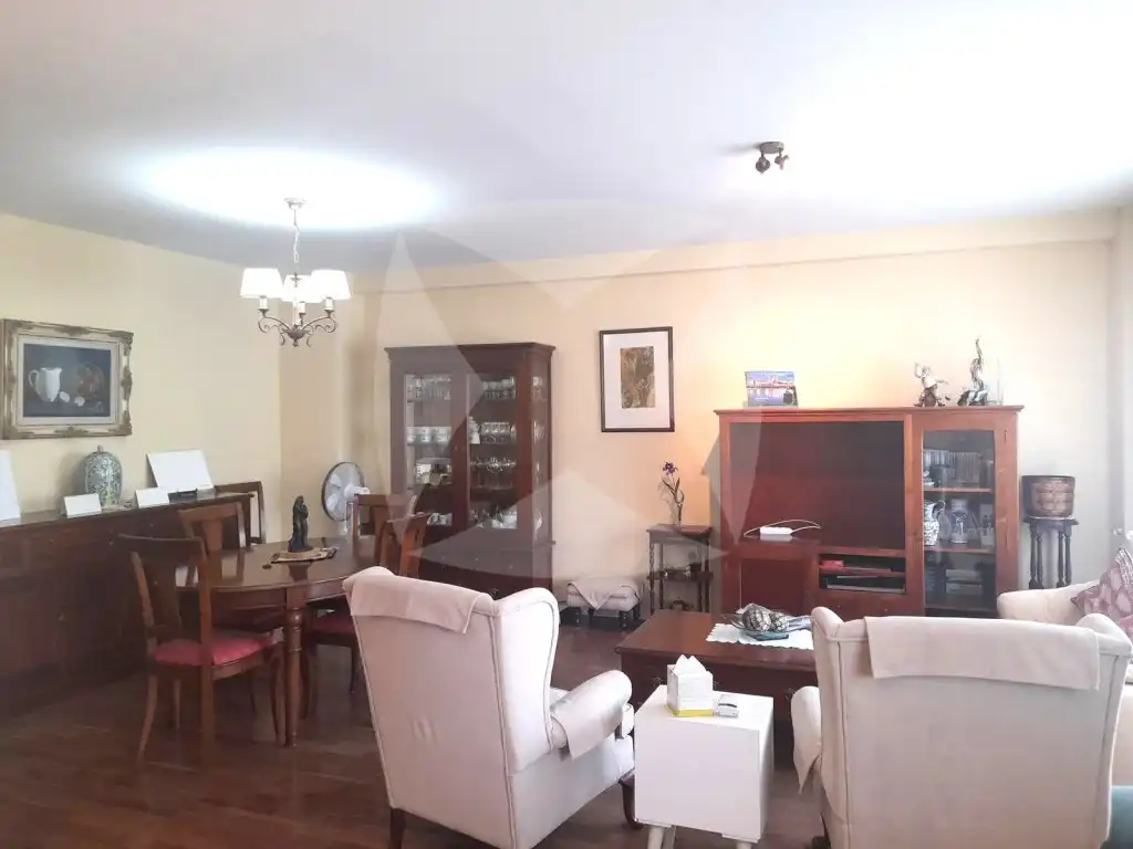Sala d'estar de Pis en venda en Badajoz amb Balcó