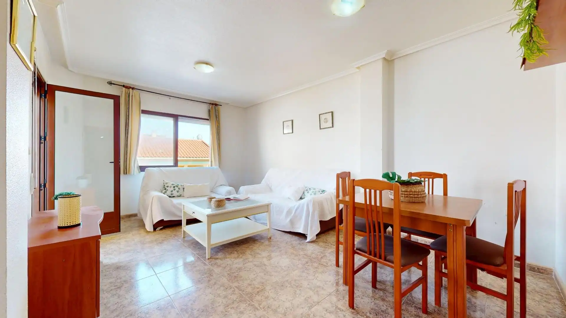 Sala d'estar de Pis en venda en Pilar de la Horadada amb Aire condicionat, Terrassa i Moblat