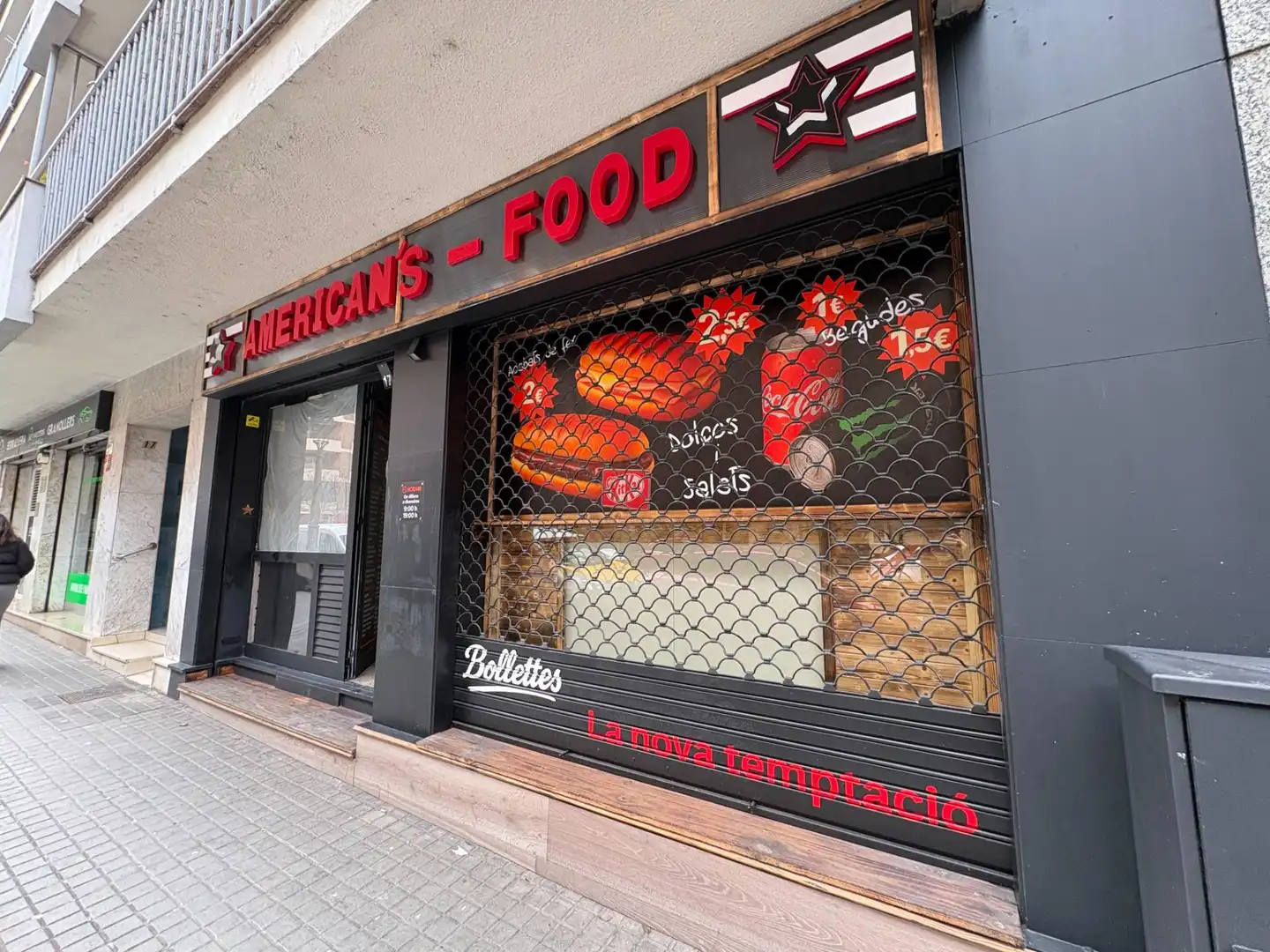 Commercial properties for sale in Carrer MARE DE DEU DE NURIA, Instituts