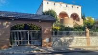 Exterior view of House or chalet for sale in La Bisbal del Penedès  with Air Conditioner, Heating and Storage room