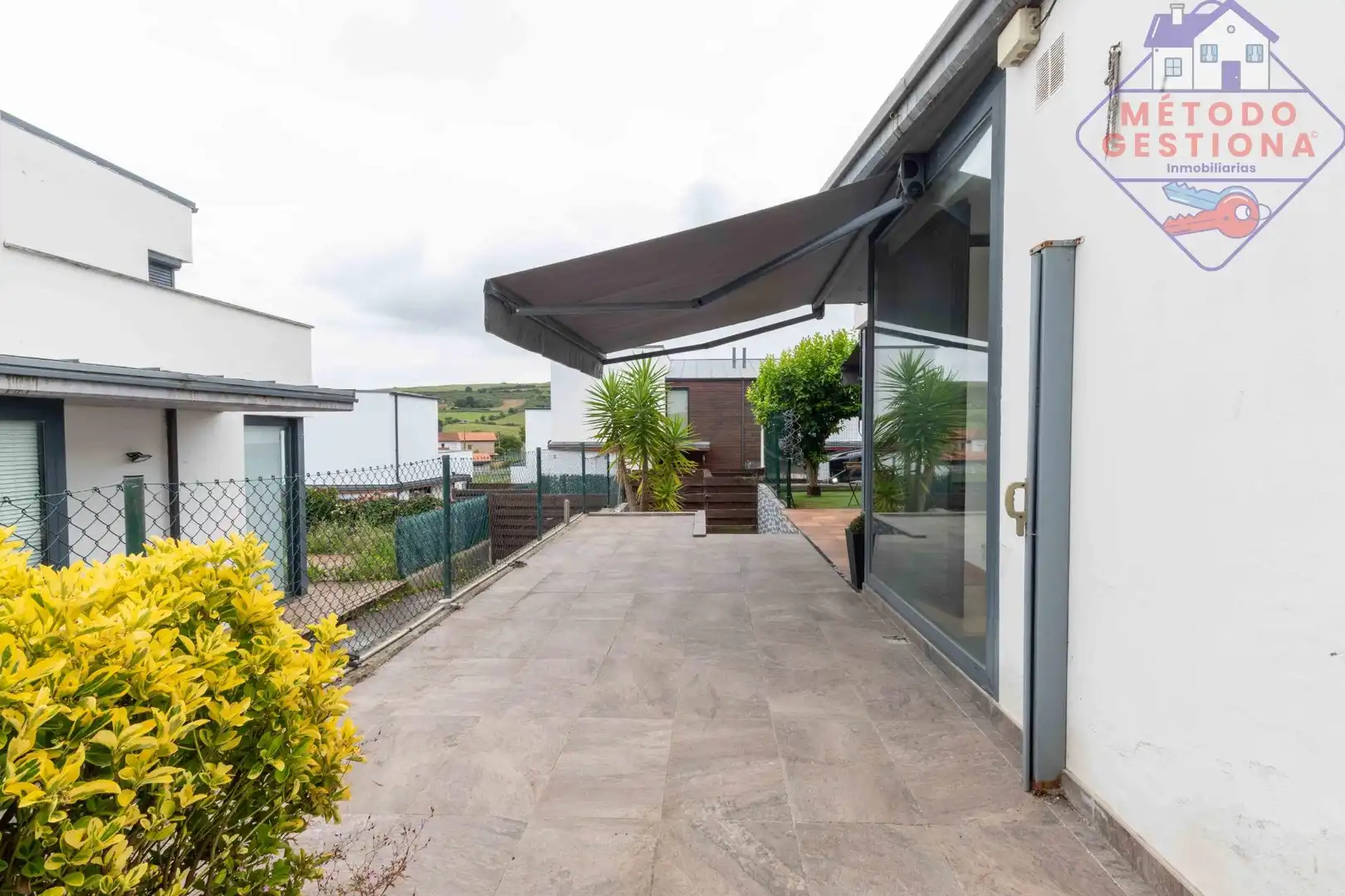 Terrassa de Casa o xalet en venda en Suances amb Calefacció, Jardí privat i Terrassa
