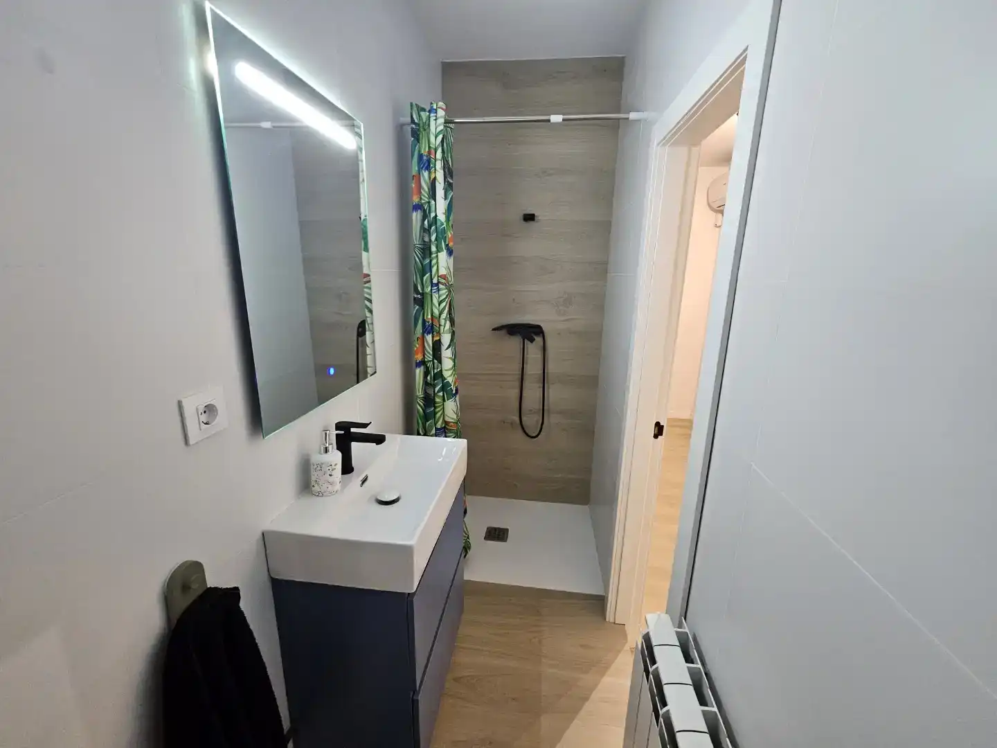 Bany de Casa o xalet en venda en Villena amb Aire condicionat i Piscina