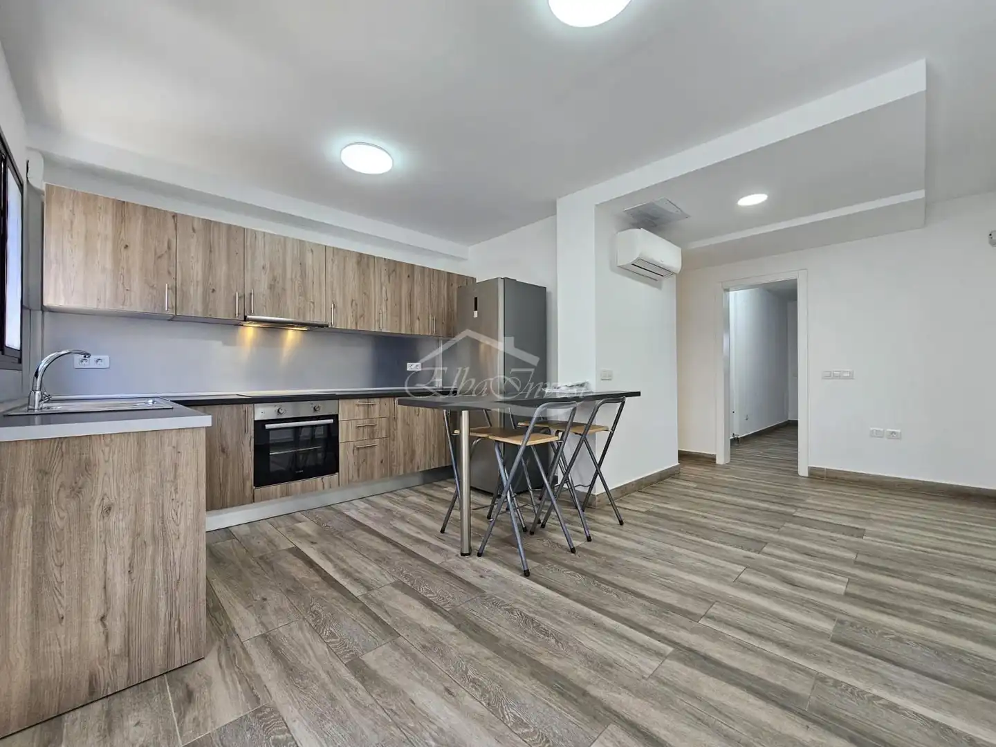 Cocina de Casa adosada en venta en El Tanque con Aire acondicionado, Jardín privado y Terraza