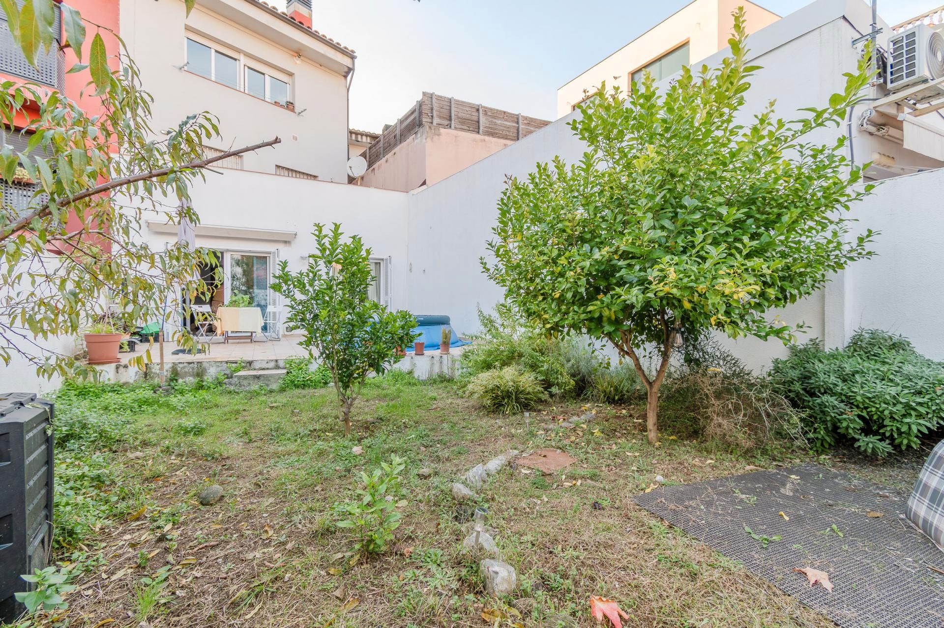Garden of Flat for sale in Girona Capital  with Air Conditioner, Heating and Private garden