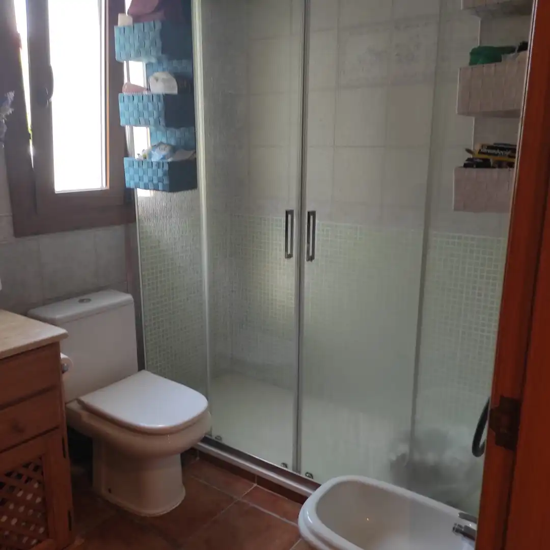 Bany de Casa o xalet en venda en Riells i Viabrea amb Calefacció, Jardí privat i Terrassa