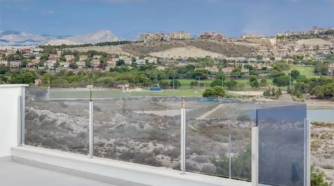 Foto 2 de Casa o xalet en venda a Carrer de la Camamil la, 3, Bonalba - Cotoveta, Mutxamel