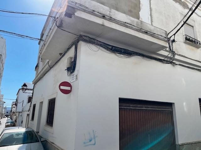 Foto 1 de Edifici en venda a Calle Calvo Sotelo, 20, Barbate ciudad, Cádiz