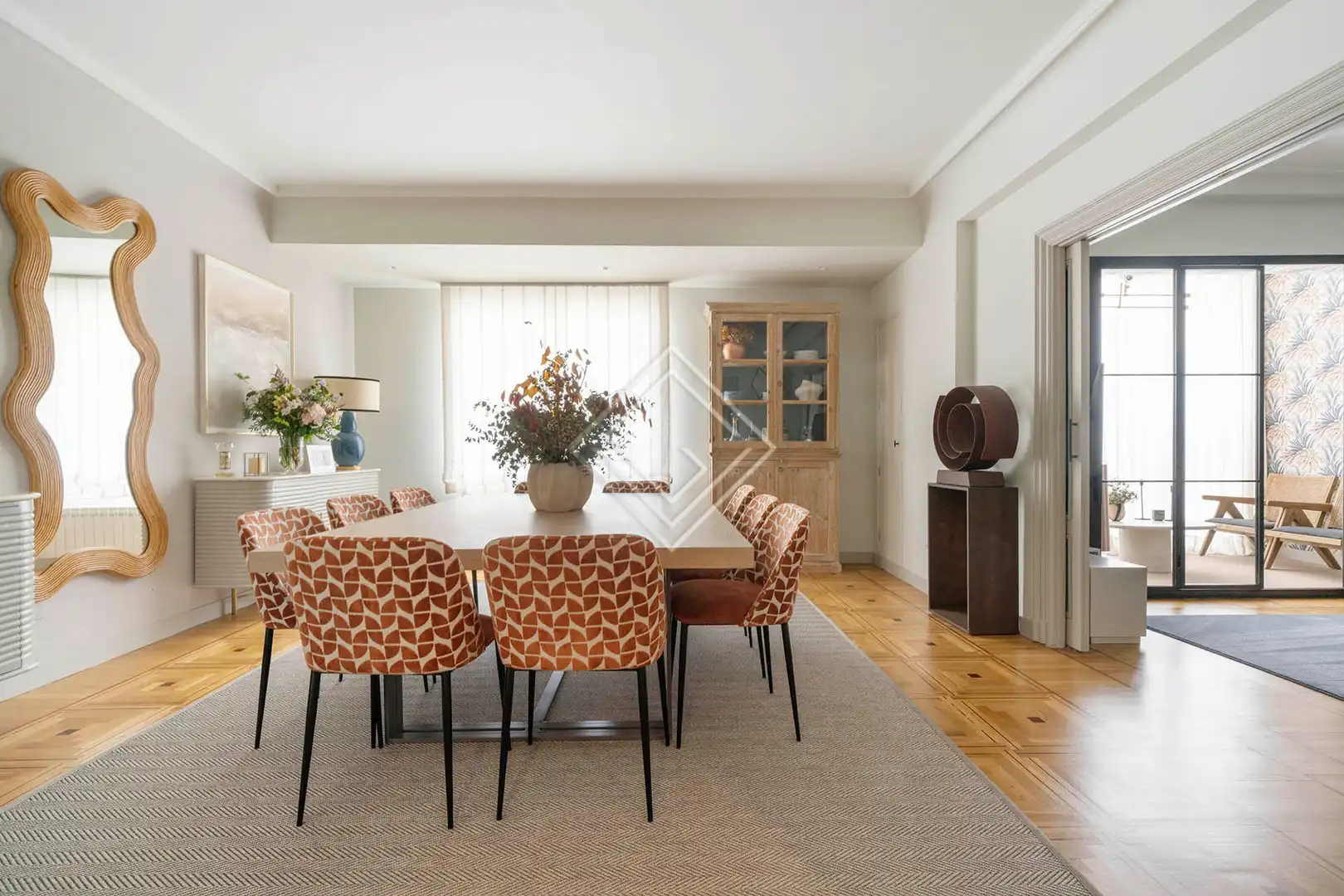 Flat with pool for sale in Chamartín