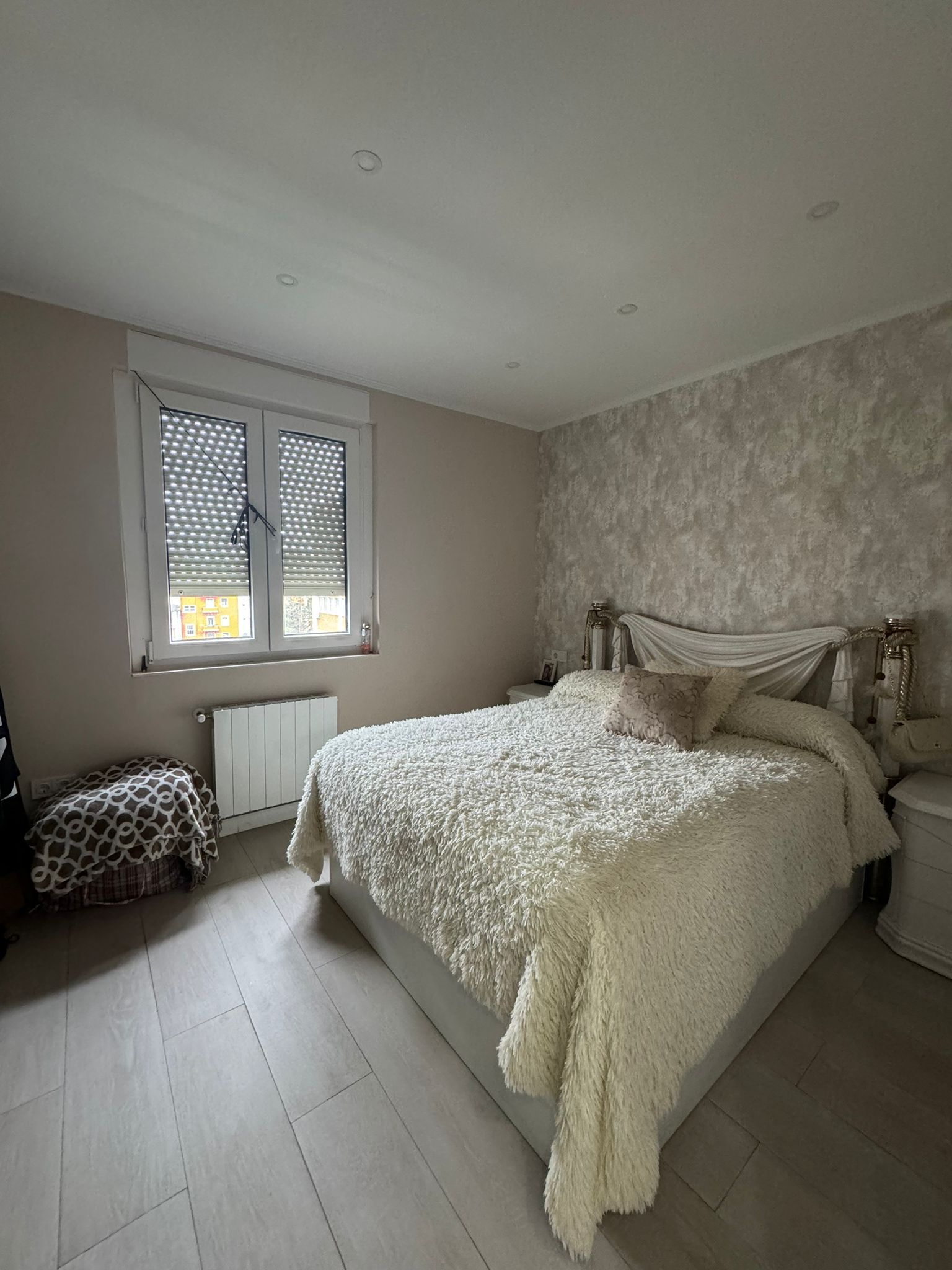 Bedroom of Flat for sale in Bilbao   with Heating and Balcony
