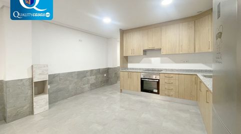 Foto 4 de Apartament en venda a Carrús Este, Elche / Elx