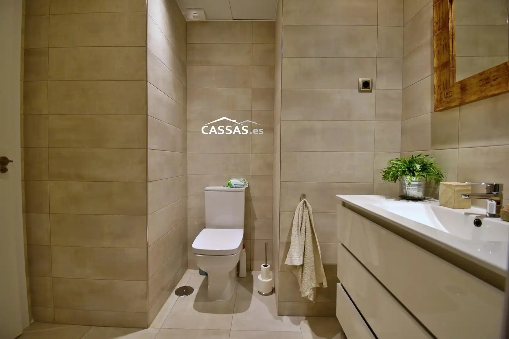 Bathroom of Flat for sale in Torrejón de Ardoz  with Air Conditioner and Heating