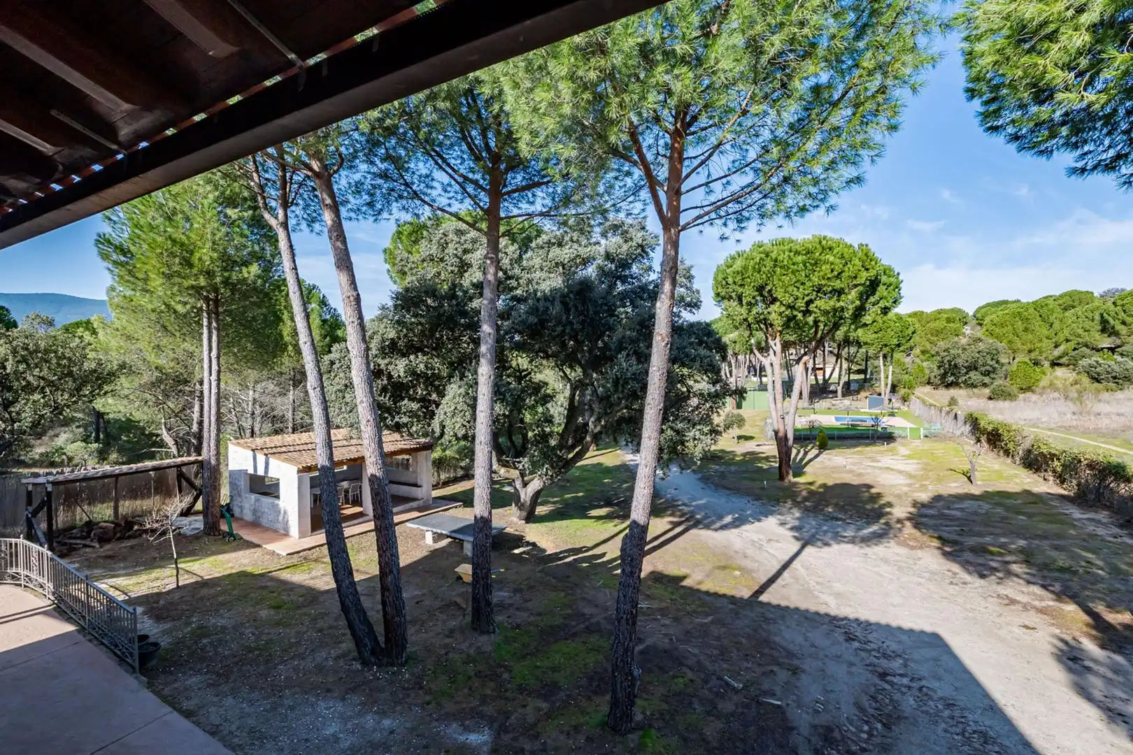 Jardí de Finca rústica en venda en El Tiemblo  amb Calefacció, Jardí privat i Terrassa