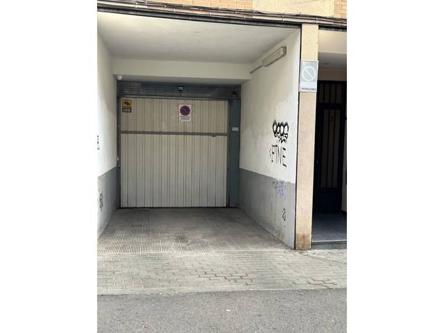 Garaje en Venta en Calle Canteras De Tilli, 3 en Casco histórico de Vicálvaro