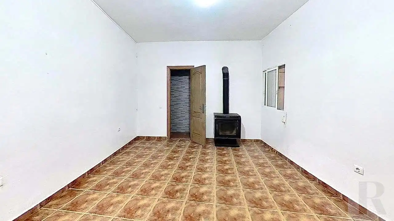 Detached homes for sale in Algeciras  with Terrace and Storage room