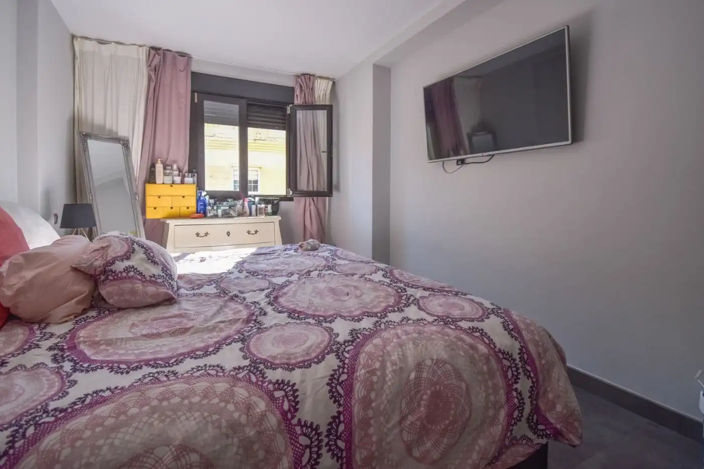 Habitación de Piso de alquiler en Fuengirola con Aire acondicionado, Calefacción y Terraza