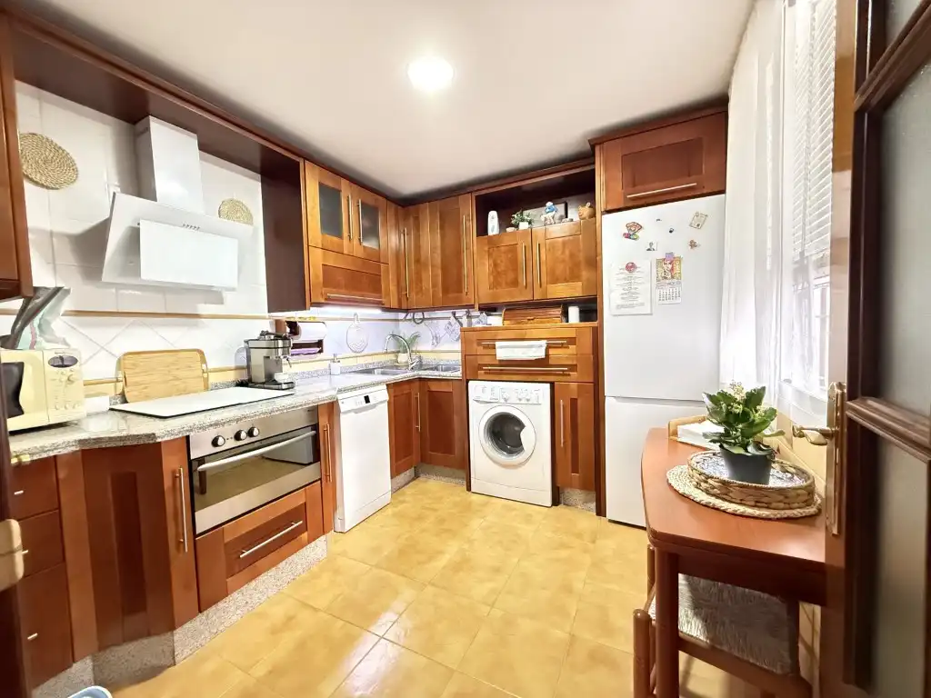 Cuina de Casa o xalet en venda en Villafranca de Córdoba amb Aire condicionat