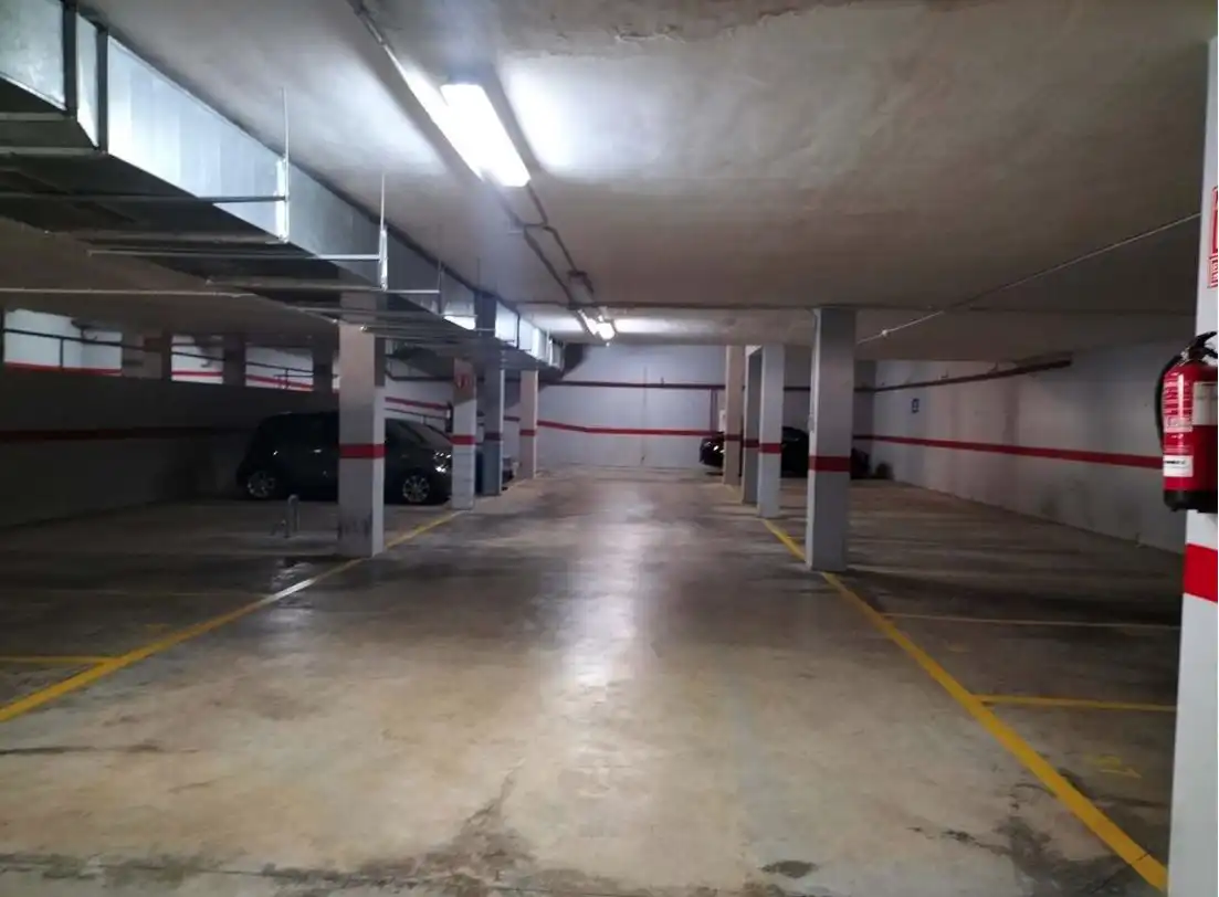 Individual for sale in Carrer de Charles Robert Darwin 20, imagen 3