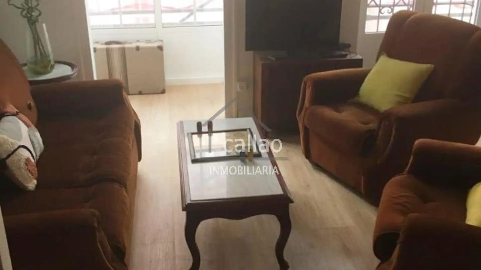 Living room of Flat for rent in Ferrol  with Heating, Furnished and Balcony