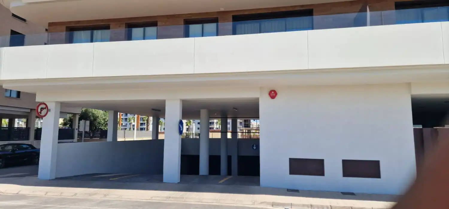 Vista exterior de Apartamento de alquiler en Moncofa con Aire acondicionado, Terraza y Trastero