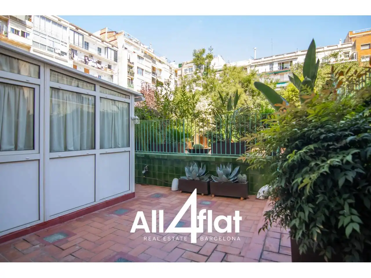 Flat with lift for sale in Calle Villarroel, imagen 9