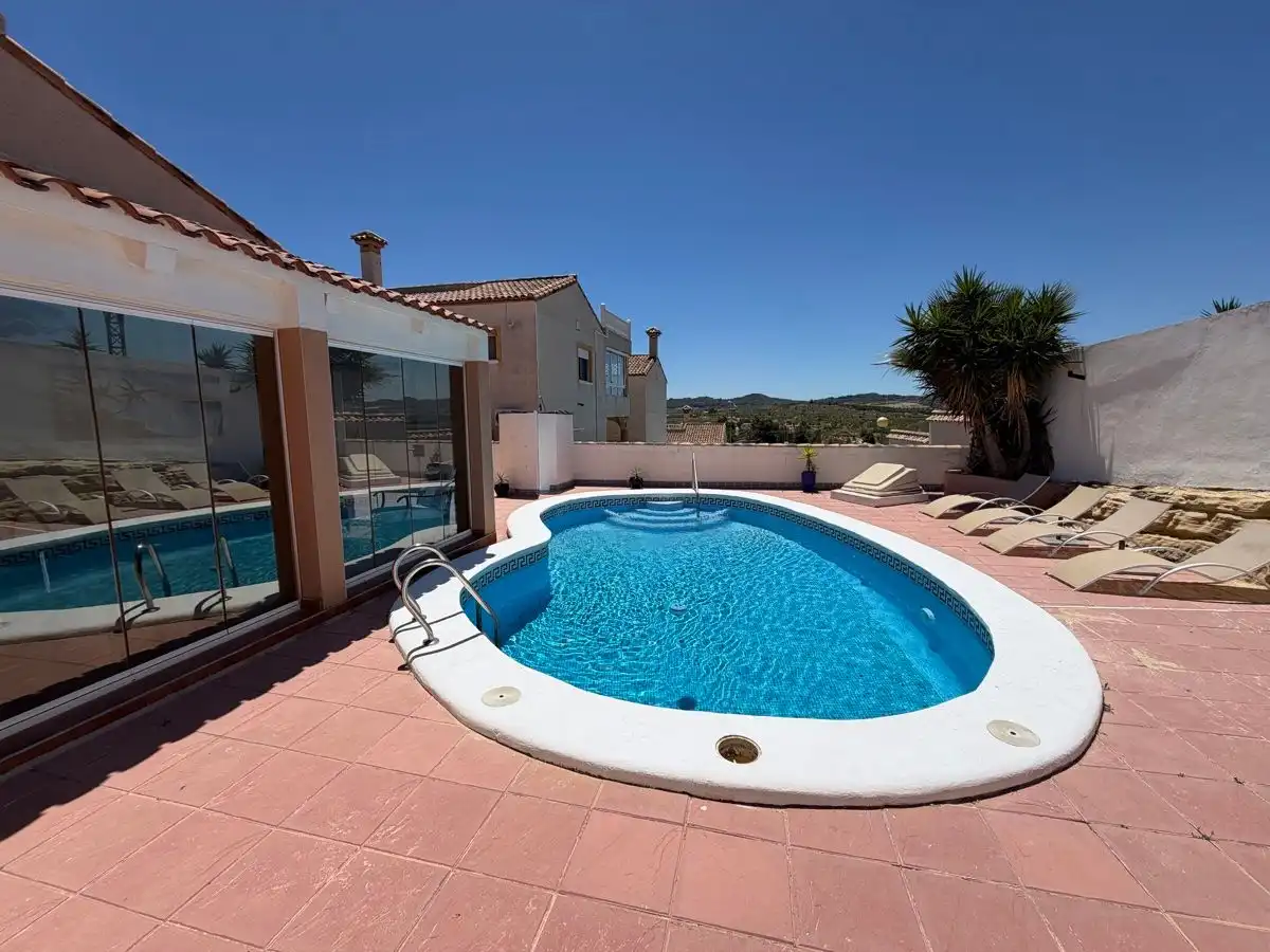 Swimming pool of Houses for sale in Orihuela