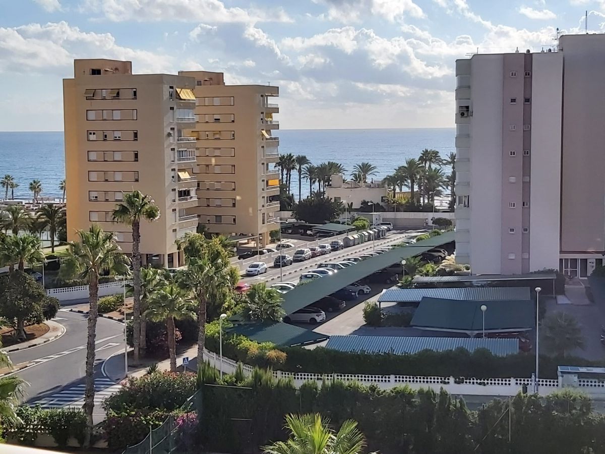 Vista exterior de Apartament de lloguer en Alicante / Alacant amb Aire condicionat