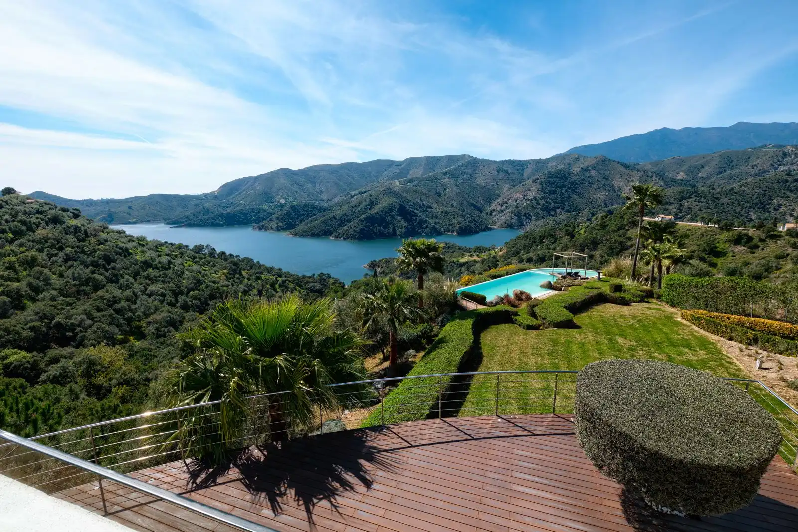 Jardín de Casa o chalet en venta en Istán con Aire acondicionado, Jardín privado y Terraza